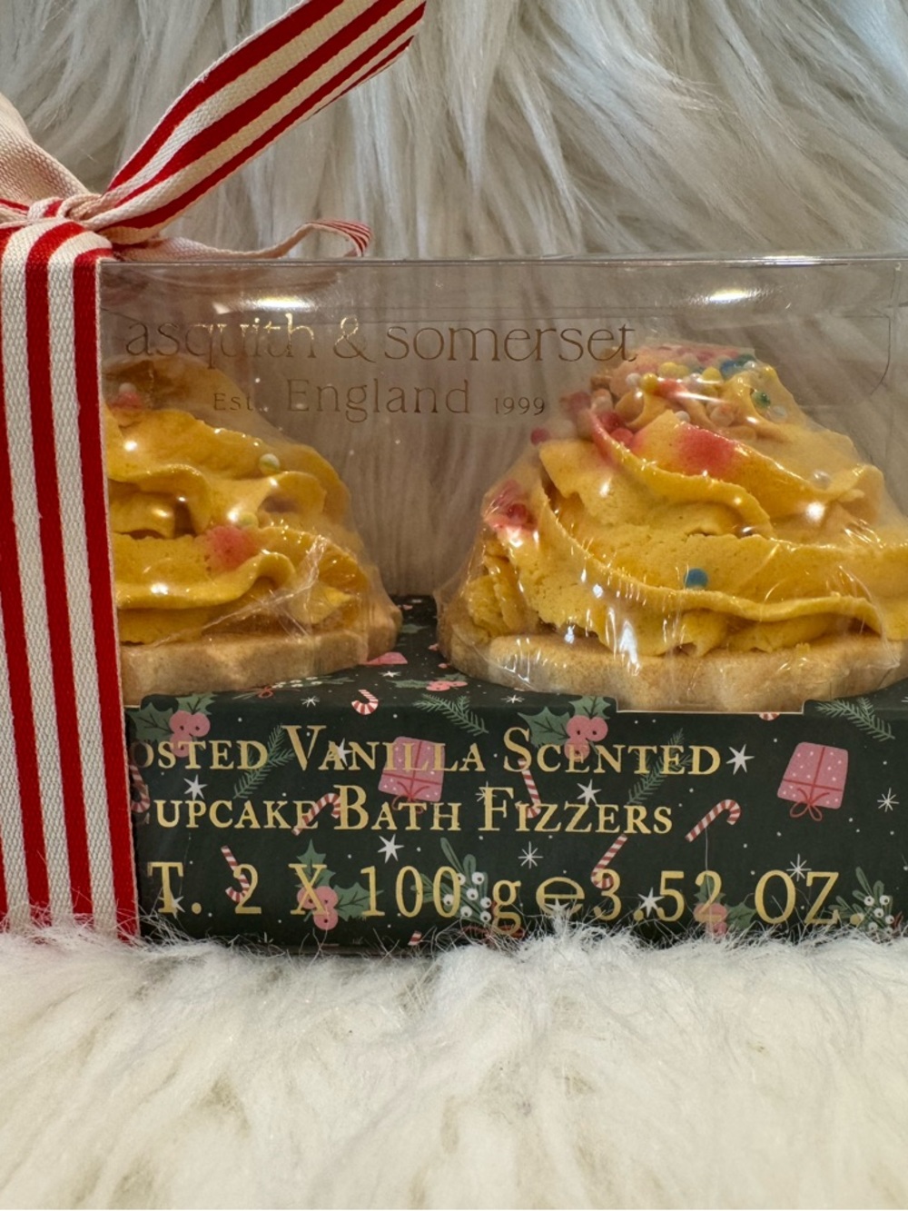 Frosted Vanilla Scented Cupcakes Bath Fizzers Gift Set